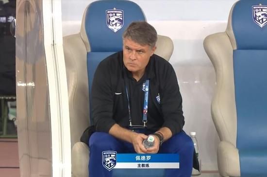 中间的介绍人