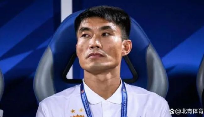 成人丝袜激情一区二区